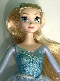 Elsa Barbie Outlet (Disney Frozen Ice Skating Elsa Barbie Doll Articulated  Arms)