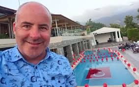 St Nicholas Park Hotel Laundry Service: Pictures & Reviews