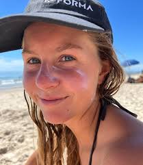 Katie Grace's Instagram, Twitter & Facebook