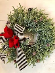 Black And White Striped Ribbon Wreath Pin By Judith M Duffey On Christmas Eventusbonus Es Christmas Wreaths Diy Christmas Wreaths Rustic Christmas Wreath