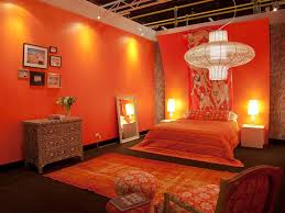 اصباغ غرف النوم باللون البرتقالي الاضاءة مع اللون الفاتح تخطف النظر المنام