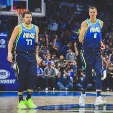 Vergleiche preise für mavericks in und finde den besten preis. The Dallas Mavericks Debuted Their City Edition Jerseys In Their Clash With The Los Angeles Clippers And Nba Fans Had So Jersey Team Wear Los Angeles Clippers