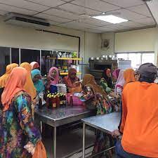 Makmal analisa jabatan pertanian yang terdapat di jalan sultan salahuddin kuala lumpur, kompleks pertanian telok chengai, kedah, pusat pertanian ayer hitam, johor dan kompleks makmal diagnostik bersepadu wilayah timur besut, terengganu sangat. Fotos En Pusat Pertanian Ayer Hitam 1 Tip De 131 Visitantes