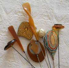 Early Plastic Bakelite Celluloid Hat Pins And The One That Started Me Collecting Hat Pins The Twisted One In The Middle Hat Pins Antique Hats Hats Vintage