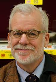 Now discuss the word choices that author chris van allsburg used to make the story more interesting. Chris Van Allsburg Wikipedia