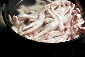 How To Prepare Chicken Feet Broth For A Big Dose Of Collagen Amanda S Health Journal Bone Broth Recipe Broth Recipes Foot Recipe