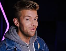 Back Future Projects :: Photos, videos, logos, illustrations and branding  :: Behance