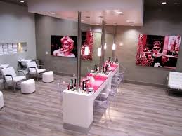 Blo Blow Dry Bar Breezes Into Blue Back Square Business West Hartford News Nail Salon Decor Salon Decor Blow Dry Bar