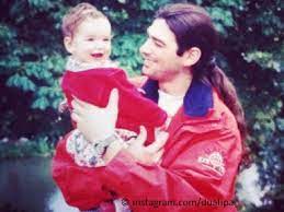 I think it's better than swan song!dua lipa played 8 year old fan sam her brand new song 'don't start now' under top secret conditions at bbc radio 1 a who. 10 Reasons Why Dua Lipa Will Be Successful Kosovo Info