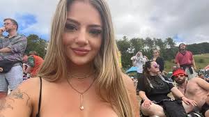 Influencer offered £20k to shoot adult vids in portable toilet a Oasis  reunion gigs - Daily Star