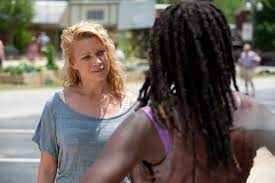 TV] Exclusive New Look At Andrea and Michonne In 