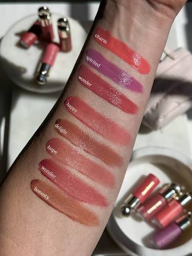 close-up image of Soft Pinch Liquid Blush shades