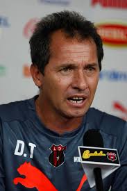 Conozca la razón por la que el Pato López nunca más se volvió a dejar el  pelo largo