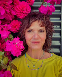 Give yourself a mental uppercut,” said my husband. I was caught in that old  trap again. You know the trusty ol' comparing myself, letting those nasty  little self-doubts creep in. But Nic's