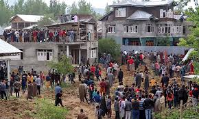 Kami menawarkan pakej yang berbaloi untuk anda mengadakan majlis perkawinan. Maths Teacher Turned Top Kashmiri Fighter Killed By Indian Troops World Dawn Com