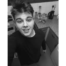 Karl Creamer's Instagram, Twitter & Facebook