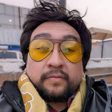 Single cylinder Motorcycle Engine. Join --> Engineering educational Stuff