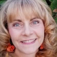 Tracy Briscoe Henry (@TheTracyHenry)