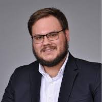 Carol Dearth's Instagram, Twitter & Facebook