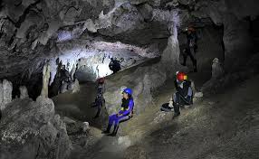 Maybe you would like to learn more about one of these? Cele Mai Frumoase Pesteri Din Romania Partea I Epoch Times Romania