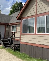 67 cabins in okanagan from $79,000. Okanagan Beach Cabins Mabel Lake Resort And Marina Bc Canada