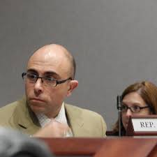 Democrats, GOP split victories in pair of CT special elections