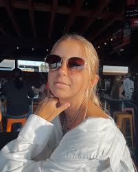 Ruthie Helfer (@ruthiehelferr) • Fotos y videos de Instagram