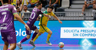 César Velasco es el único que sigue a Bebé en la pelea por la liga