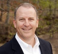 Daniel Tubb's Instagram, Twitter & Facebook