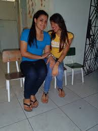 km8 carretera Sánchez: LAS CHICAS LINDAS DEL KM8