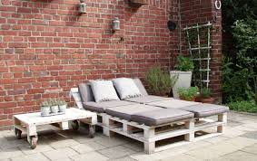 Recycle Chic Make Modern Furniture From Wood Pallets Garden Loungers Best Outdoor Furniture Pallet Patio Furniture