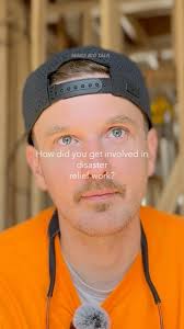 Falling in Love in Antarctica 🇦🇶🩵🥶 Okay, Keri Nelson (  @simplyantarctica ) is such a cool and inspiring woman! I first discovered  her story in a documentary called Antarctica: A Year on