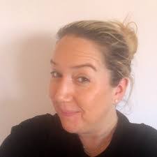 Caroline Ryder's Instagram, Twitter & Facebook