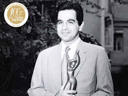 One of the very rare film couples with an everlasting bond, their love story was nothing short of filmy. Rare Photos Of Bollywood Actor Dilip Kumar