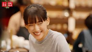 ／, エクストラファインメリノのCM, メイキング動画を大公開！🎥, ＼, 撮影の裏側をちょっとだけ紹介🤏,  綾瀬はるかさん、松下洸平さん、石川佳純さんが出演するユニクロのニット、, エクストラファインメリノの新CM。,  着用アイテムが気になったらこちらを→https://s.uniqlo.com/48cBsLG, #uniqlo