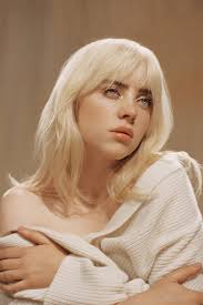 BORA LEE (@HereiamBORA)