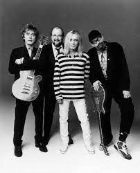 Photos Cheap Trick Through The Years Chicago Tribune Cheap Trick Famous Musicians Music Pics