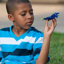Pensacola honors fallen Blue Angel during Candlelight Vigil