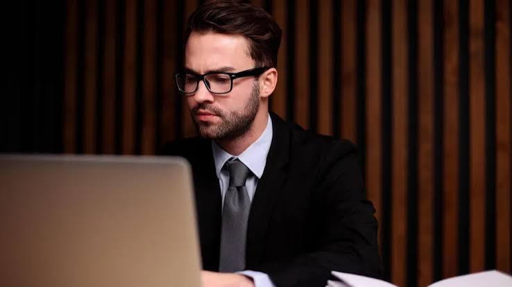Agência de marketing digital transformando negócios em Abadiânia com estratégias avançadas