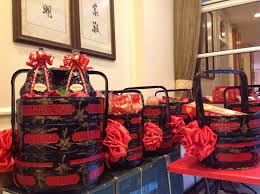 Traditional Chinese Weddings La Vie Zine Traditional Chinese Wedding Chinese Wedding Traditional Chinese