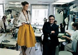 He launched his fashion career in 1985, working in new york with designer geoffrey beene. Sw2msbxsysqxxm