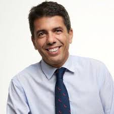 Juan Amat Sesé (@JuanVina82)