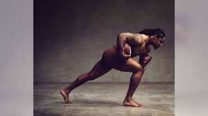 Espn the magazine's body issue was born in october of 2009 with a singular mission: Photo Gallery Marshawn Lynch In Espn The Magazine S Body Issue