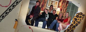 Review: Netflixs Hillbilly Elegy is an ugly, empty holler of a film | The  Spinoff