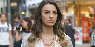 Oyuncu tuvana türkayın estetiksiz halini görenler şoke oldu. Tuvana Turkay Dan Doktora Estetik Isyani Size Yaptirsak En Cok Bizi Mi Kayiracaktiniz