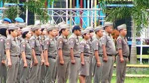 Operasi gabungan satpol pp prov jatim bersama satpol pp kabupaten mojokerto, jasa tirta dan tni/ polri digelar di sungai brantas, desa kangkungan kamim tohari menolak kenaikan bbm yang dianggap kurang tepat karena mendekati bulan ramadhan, hari raya dan pendaftaran sekolah. Penerimaan Satpol Pp Transparan Banjarmasin Post