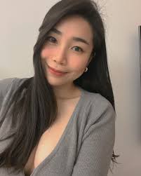 Hi everyone! I just joined today! I'm from Iowa and really like to travel  in my free time. Would love to find some friends to travel with.