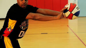 Preview this quiz on quizizz. Chest Pass Teknik Yang Digunakan Mengoper Bola Jarak Dekat