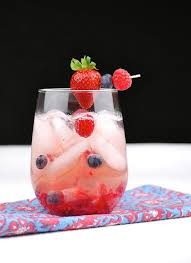 5 Great White Wine Cocktail Recipes And One Great Way To Do Good While Making Them Cool Mom Picks Wine Cocktail Recipes White Wine Cocktail Berry Sangria