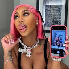 Lorraine rodgers (@_xo_lola)